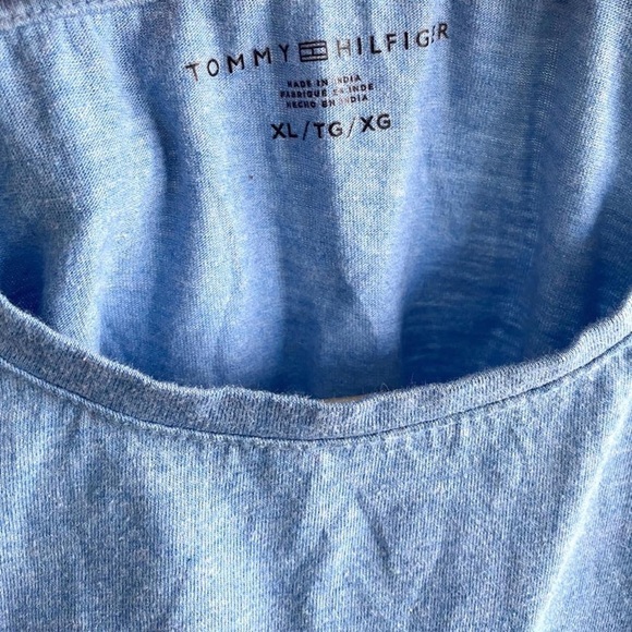 Tommy Hilfiger Vintage Tee - Picture 4 of 4